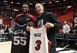 杰伦眼中的自己!祝“白巧克力”杰森·威廉姆斯50岁生日快乐🎂